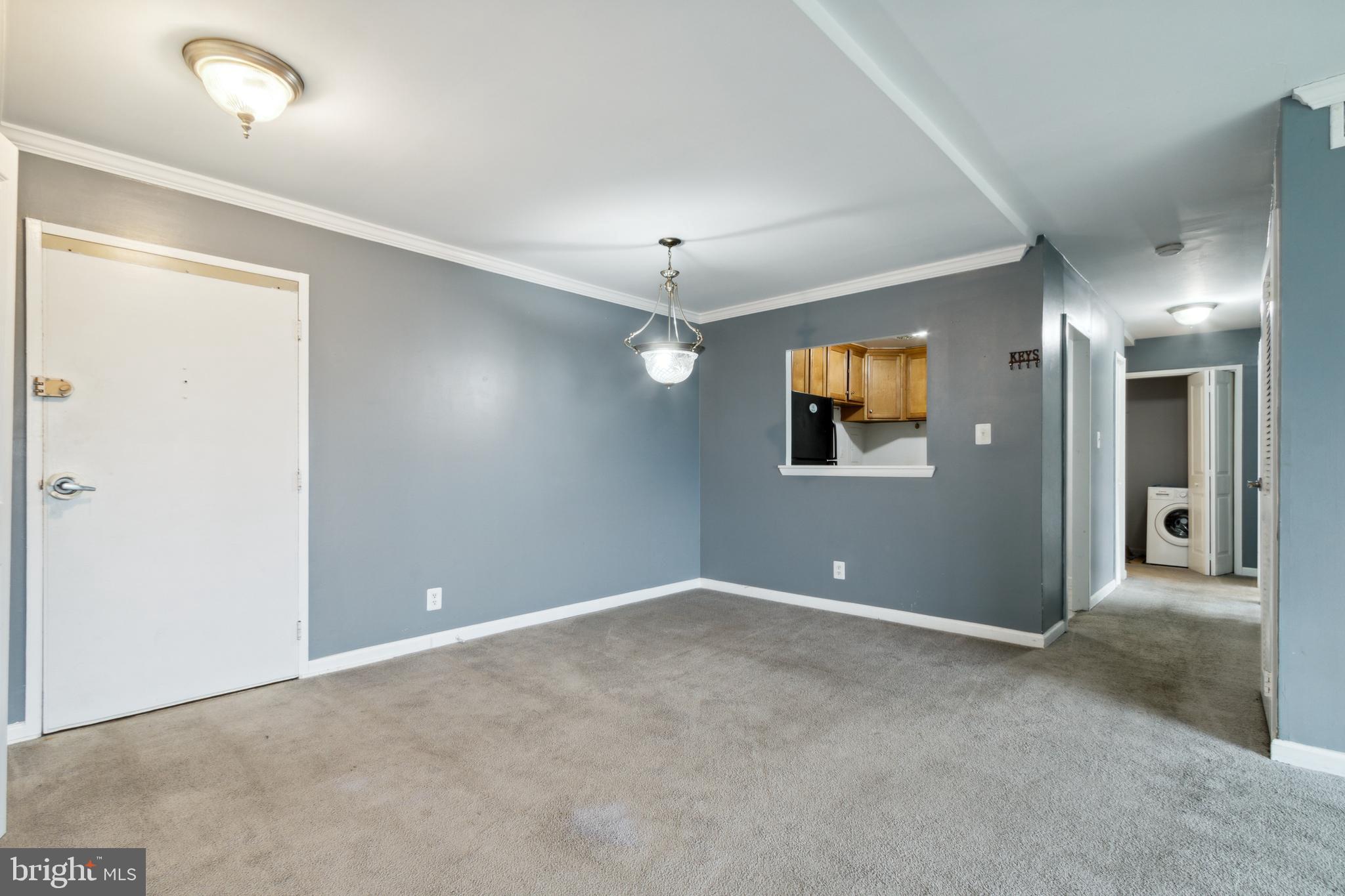 10570 Main STREET Unit: 401