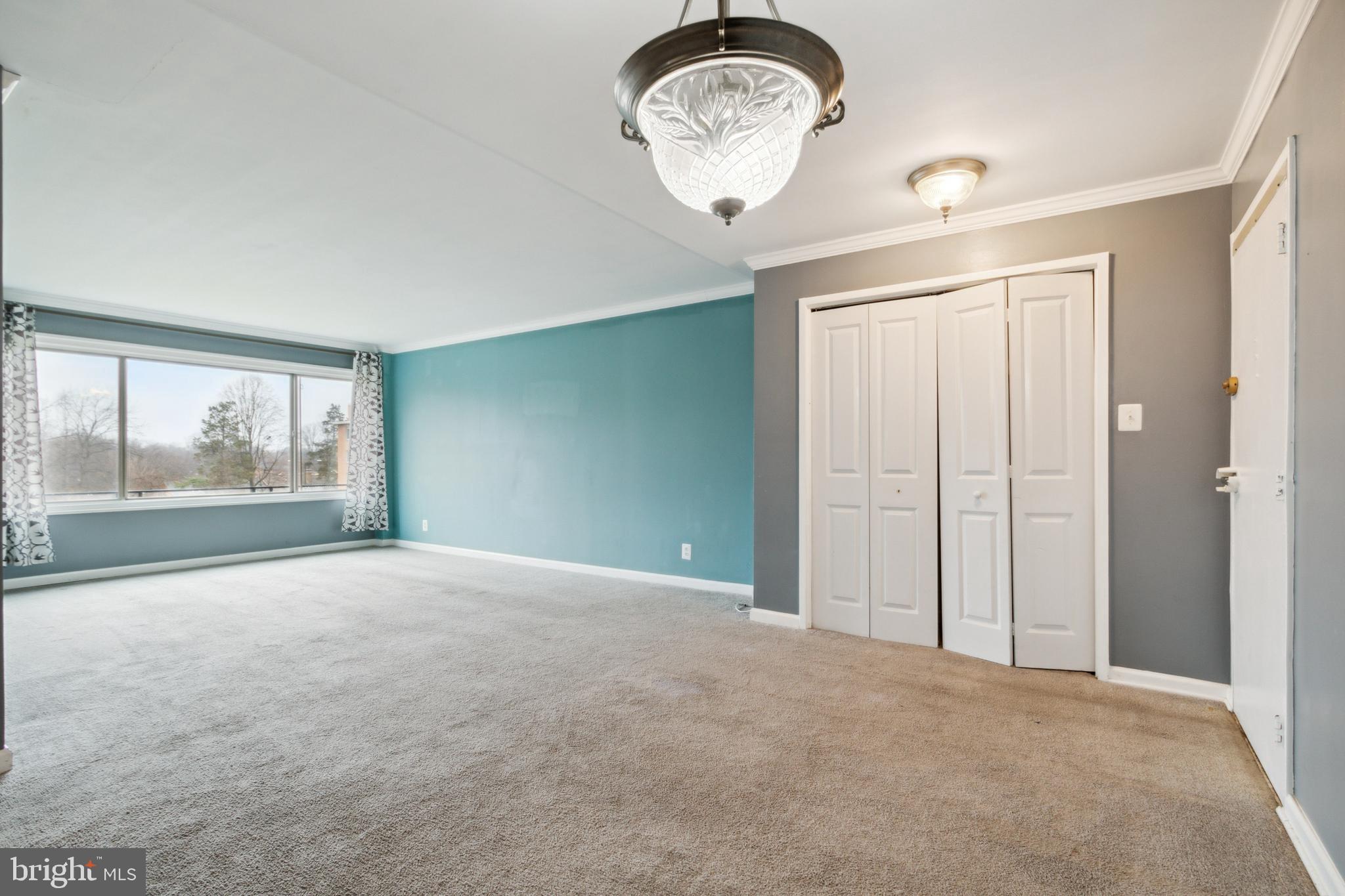 10570 Main STREET Unit: 401