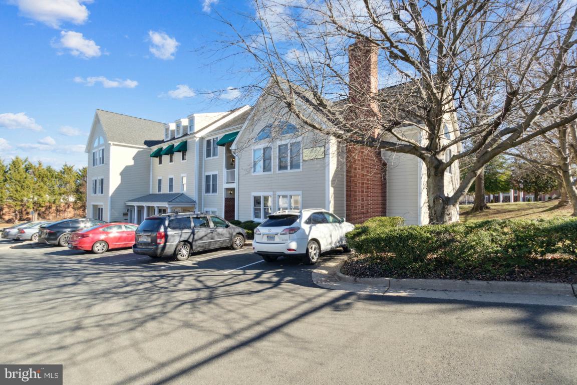 10520 Warwick Avenue Unit: B-3