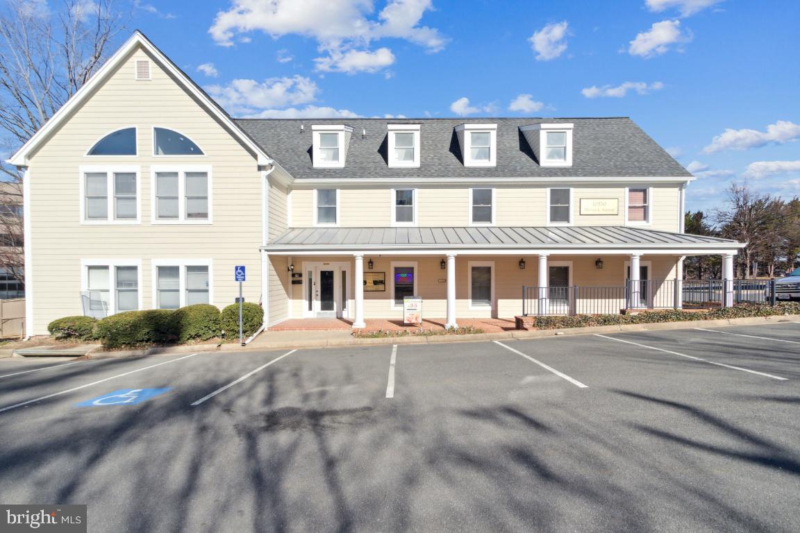 10530 Warwick Avenue Unit: C-1