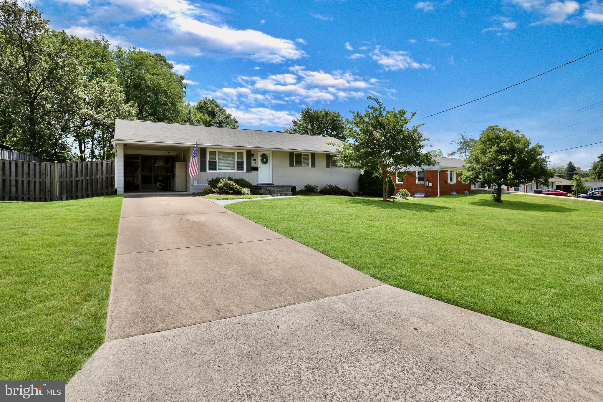 3817 Ren Rd