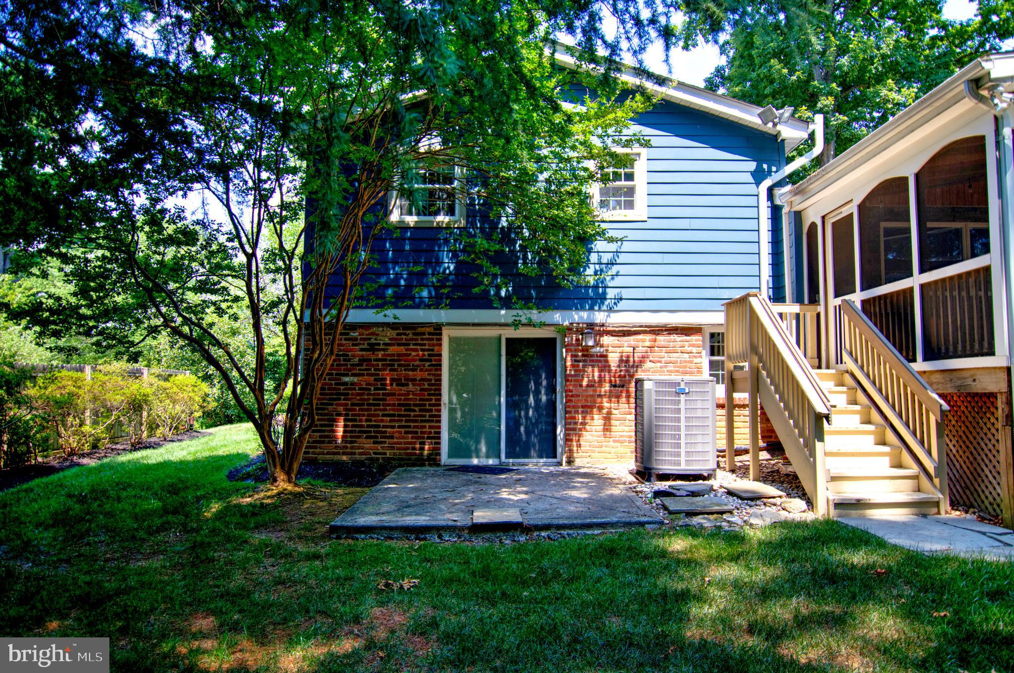 9913 Colony Rd