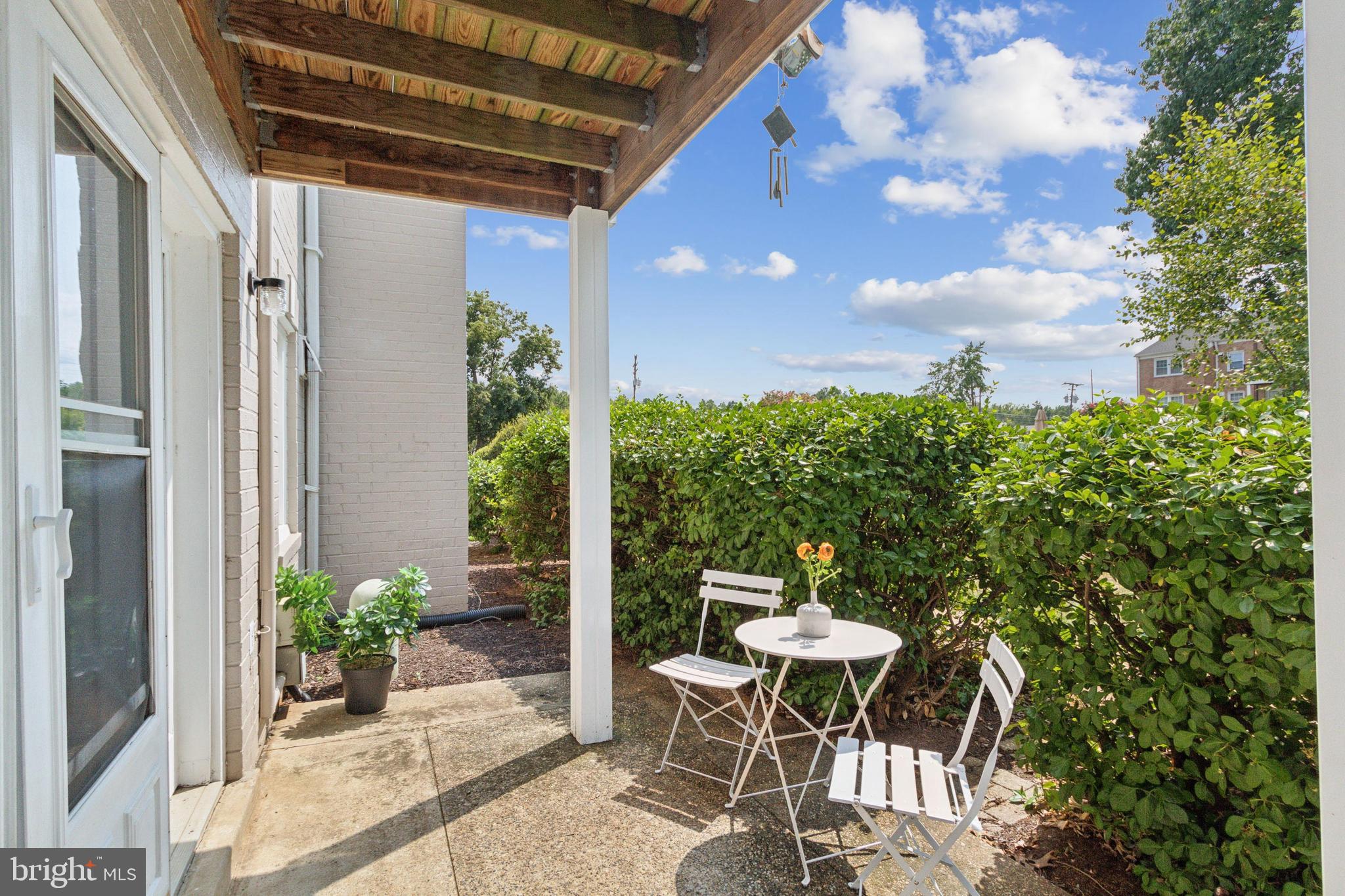 9479 Fairfax Blvd #102
