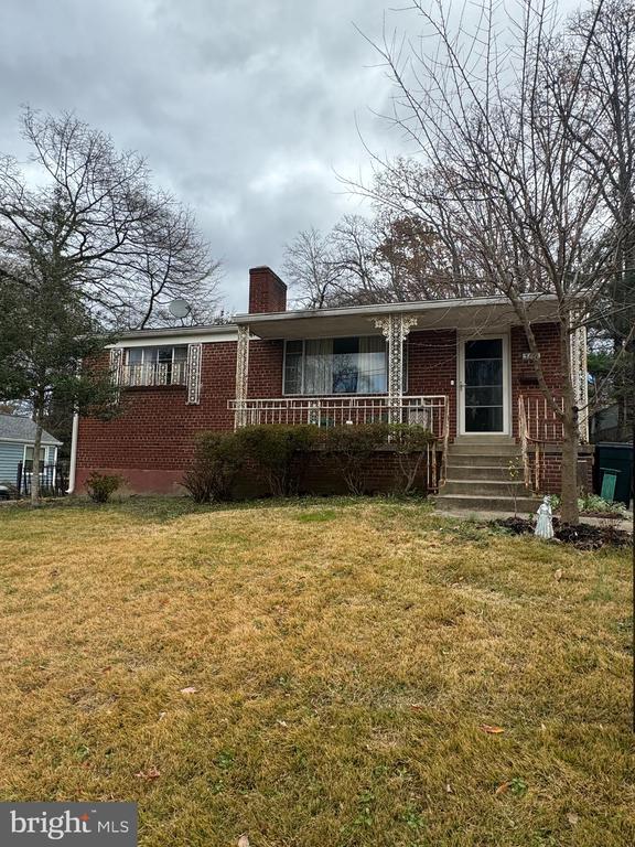 3819 Carolyn Ave