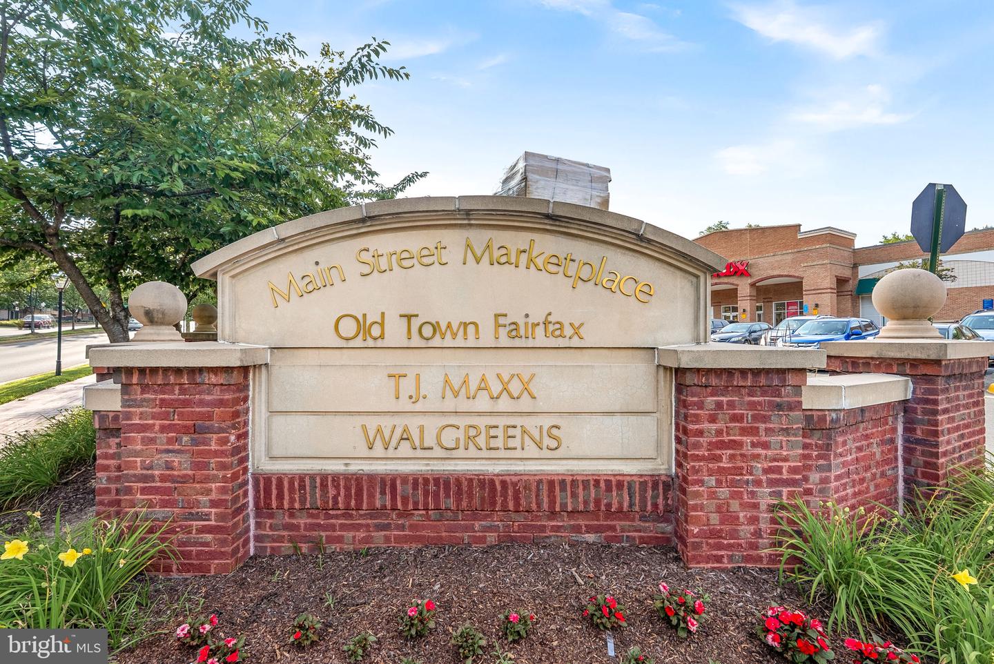 10111 Ballynahown Cir