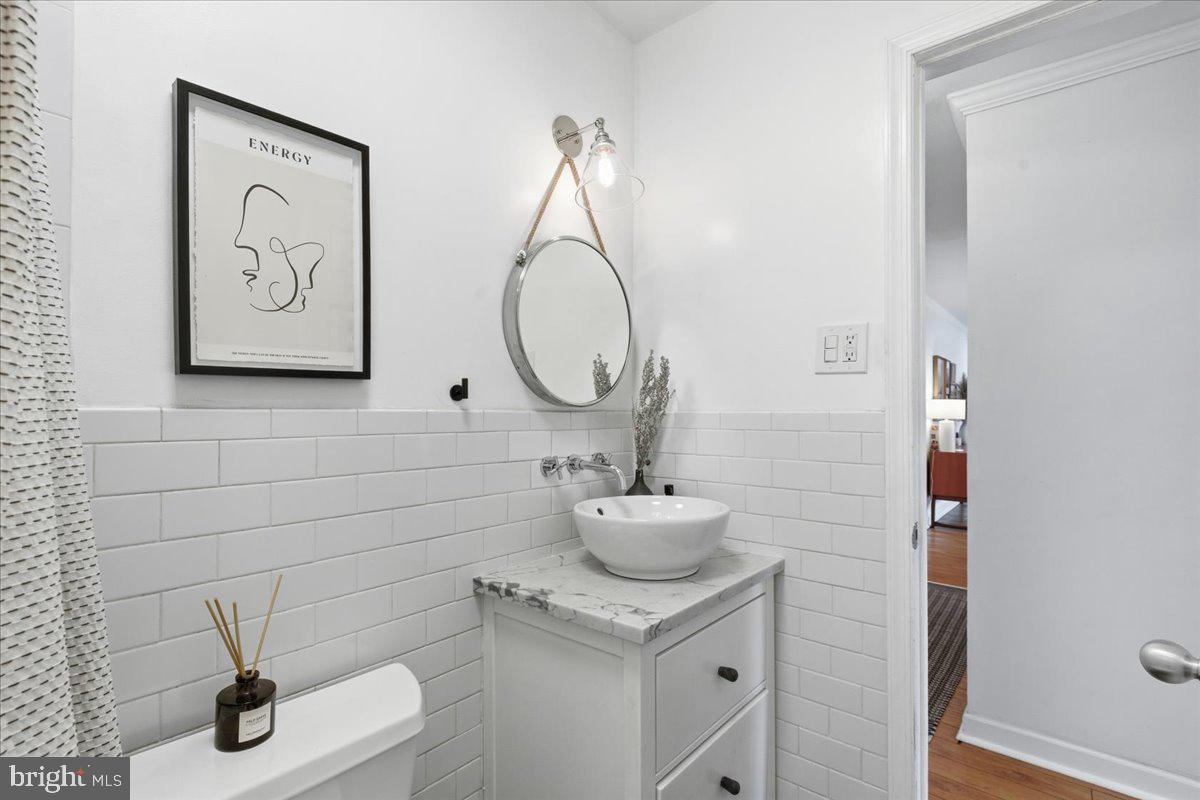 9461 FAIRFAX BOULEVARD 301