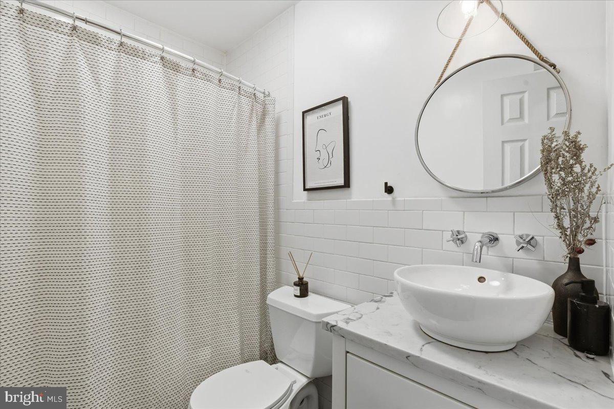 9461 FAIRFAX BOULEVARD 301