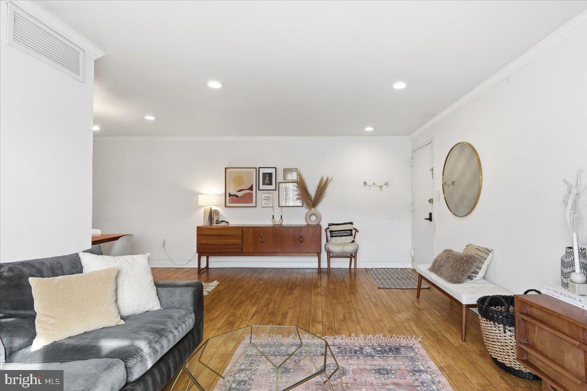 9461 FAIRFAX BOULEVARD 301