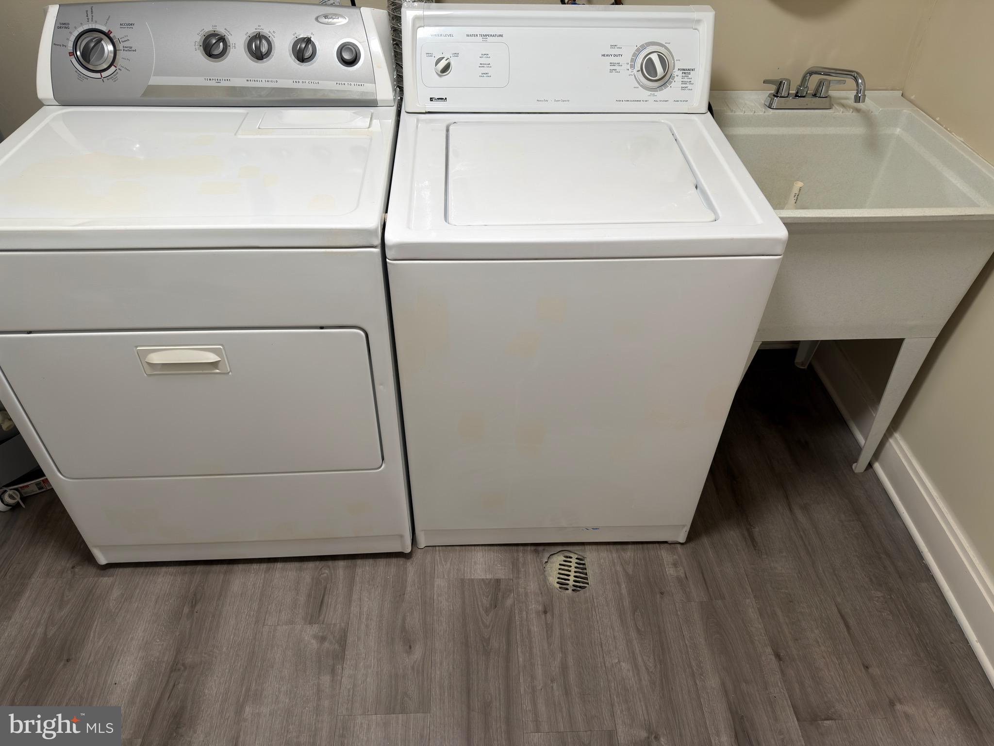 10135 FAIR WOODS DRIVE