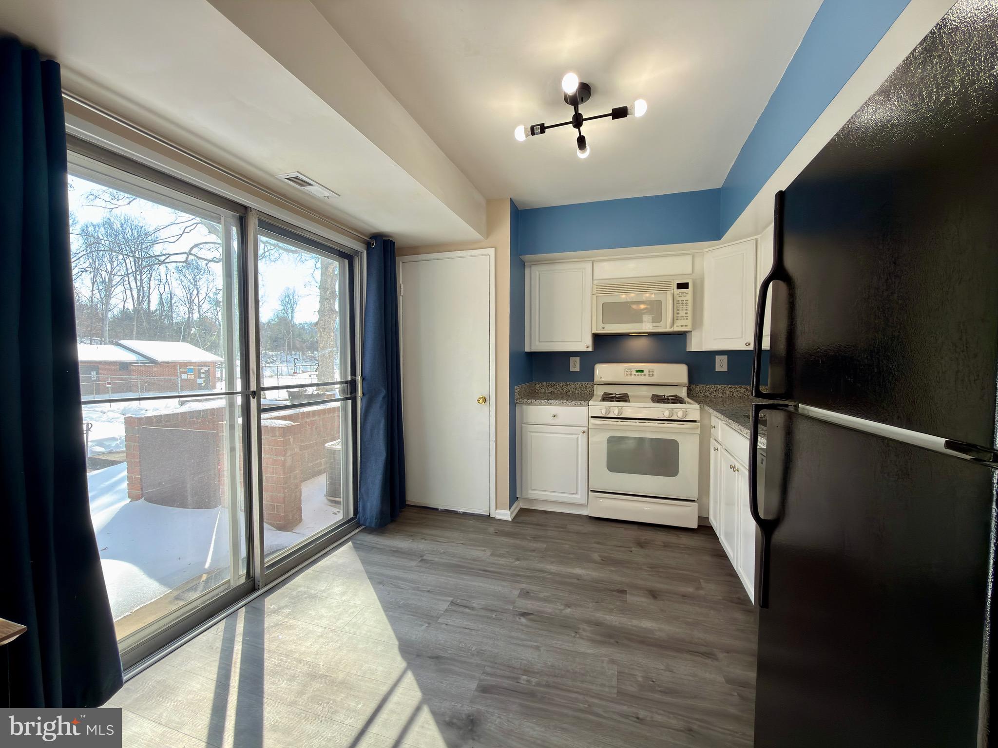 10135 FAIR WOODS DRIVE