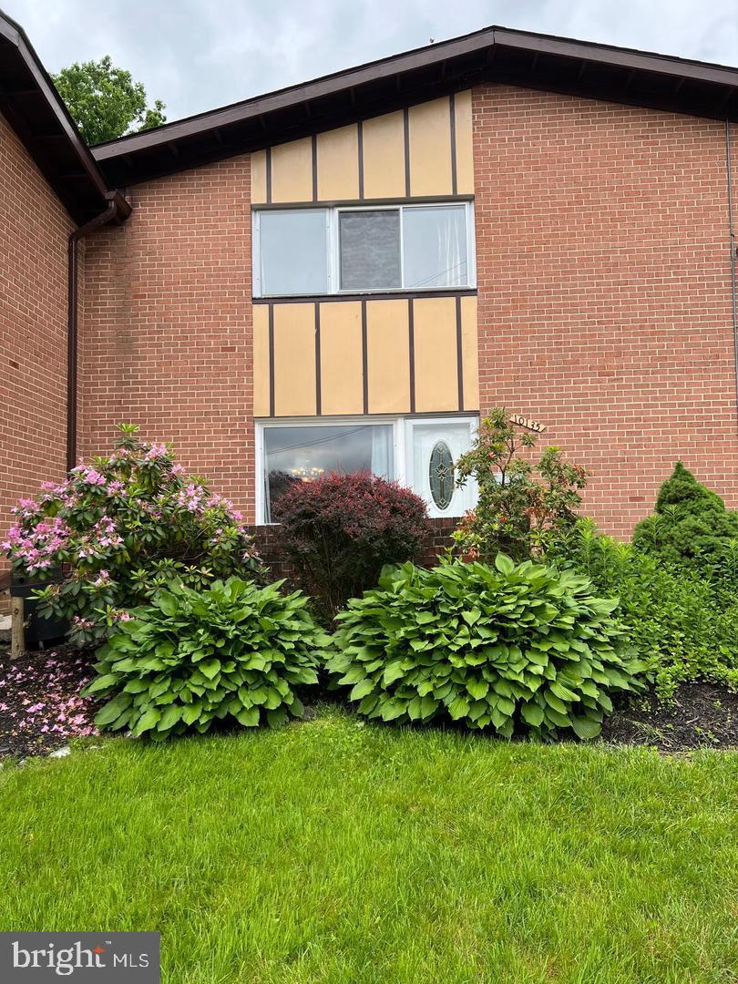 10135 FAIR WOODS DRIVE