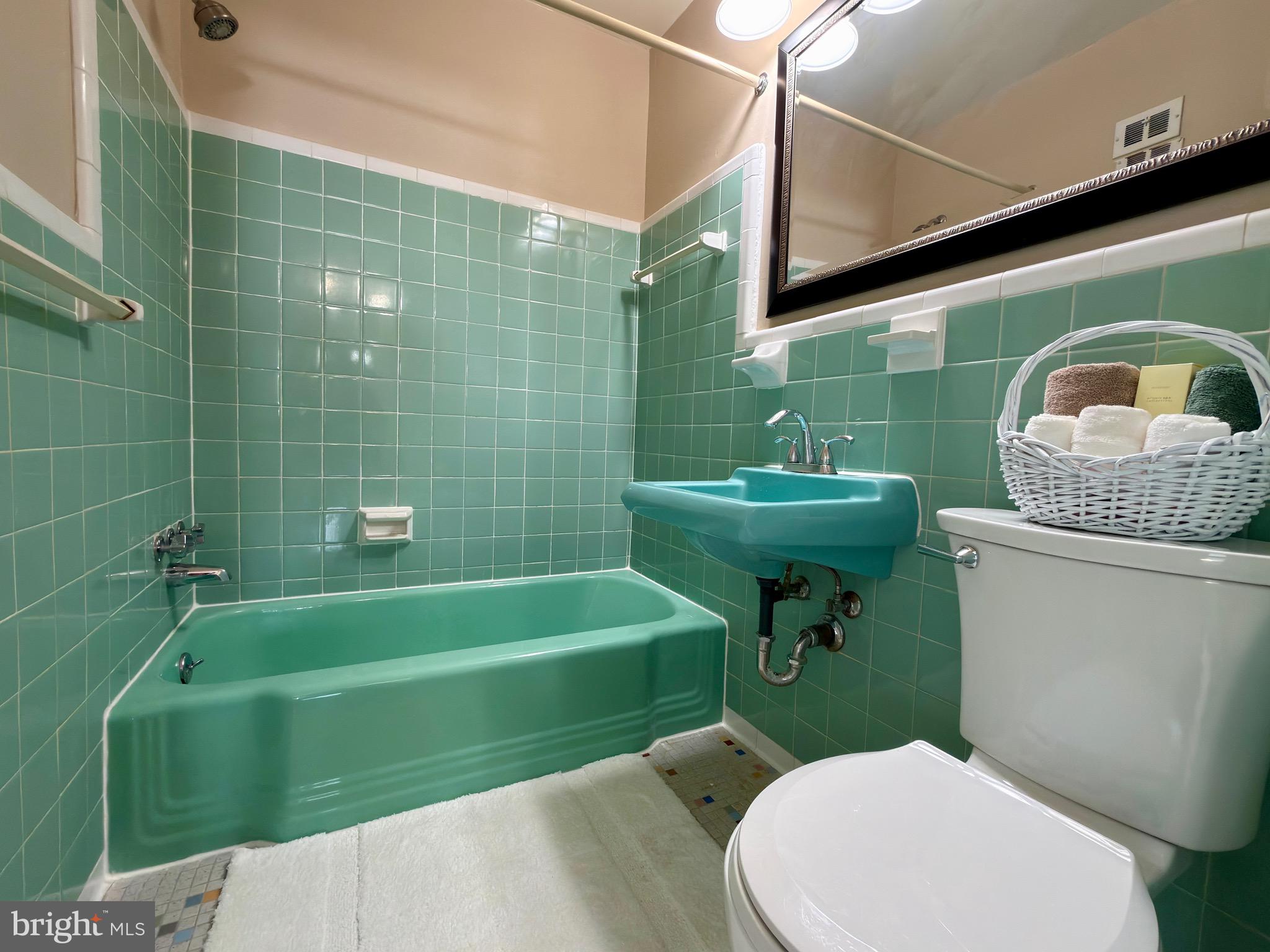 10135 FAIR WOODS DRIVE