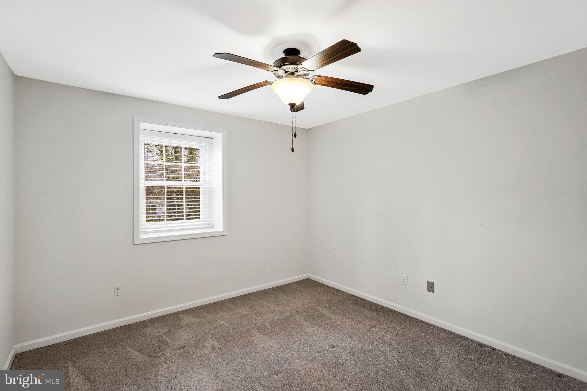 3236 CAMBRIDGE COURT