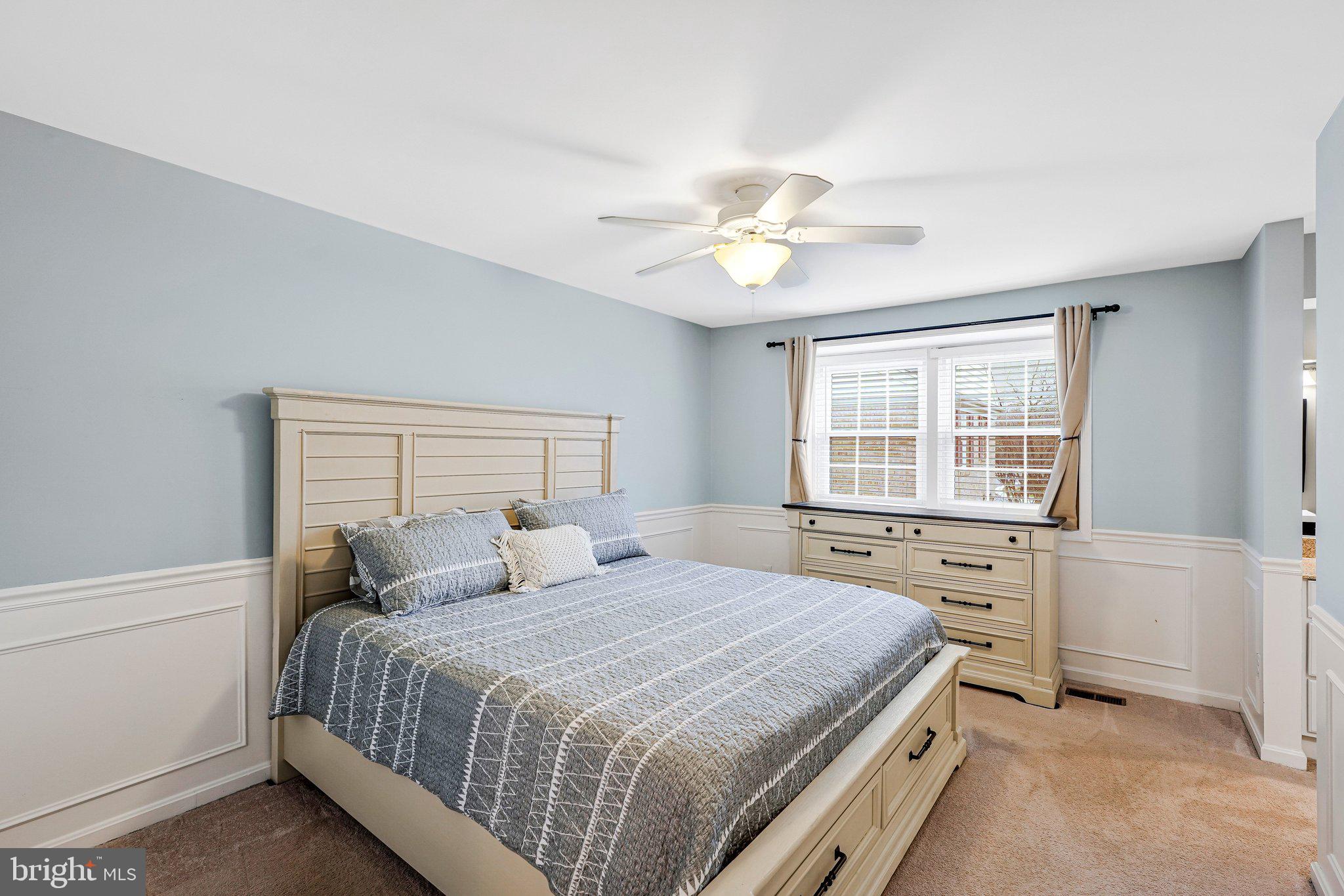 3236 CAMBRIDGE COURT