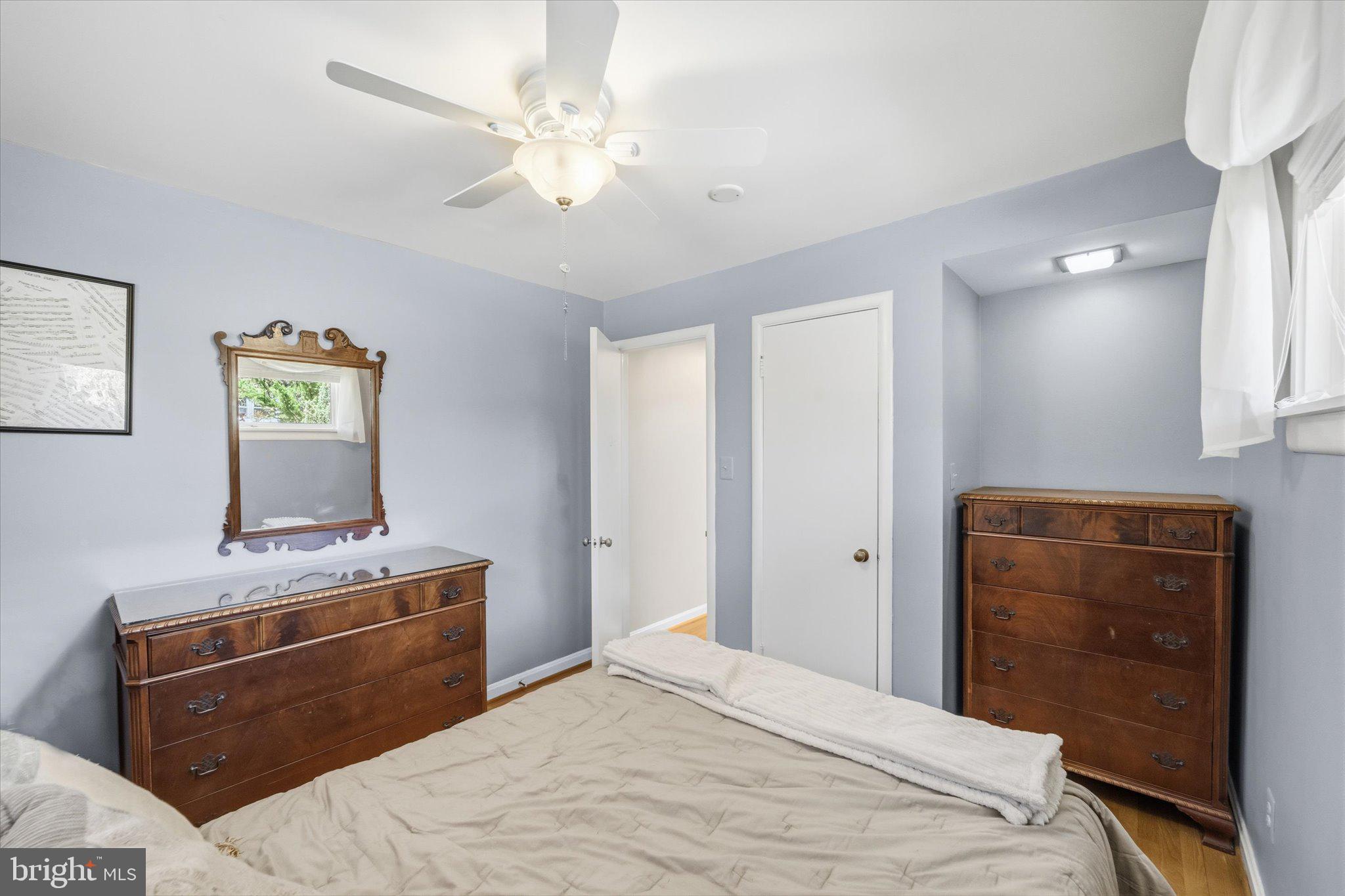 10122 FARMINGTON DRIVE