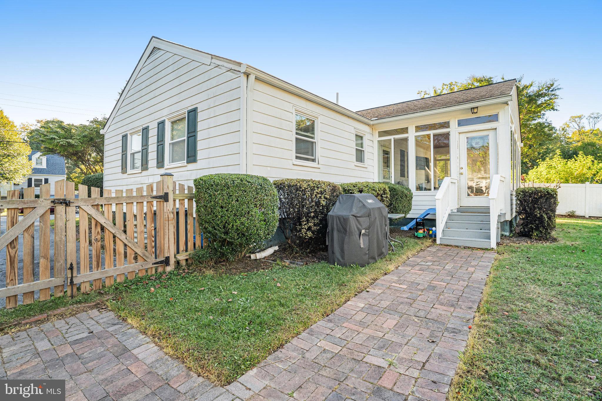 4132 ADDISON ROAD
