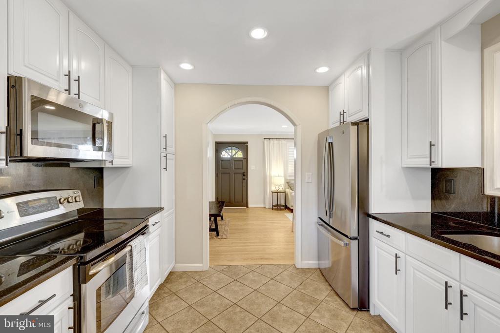 4132 ADDISON ROAD