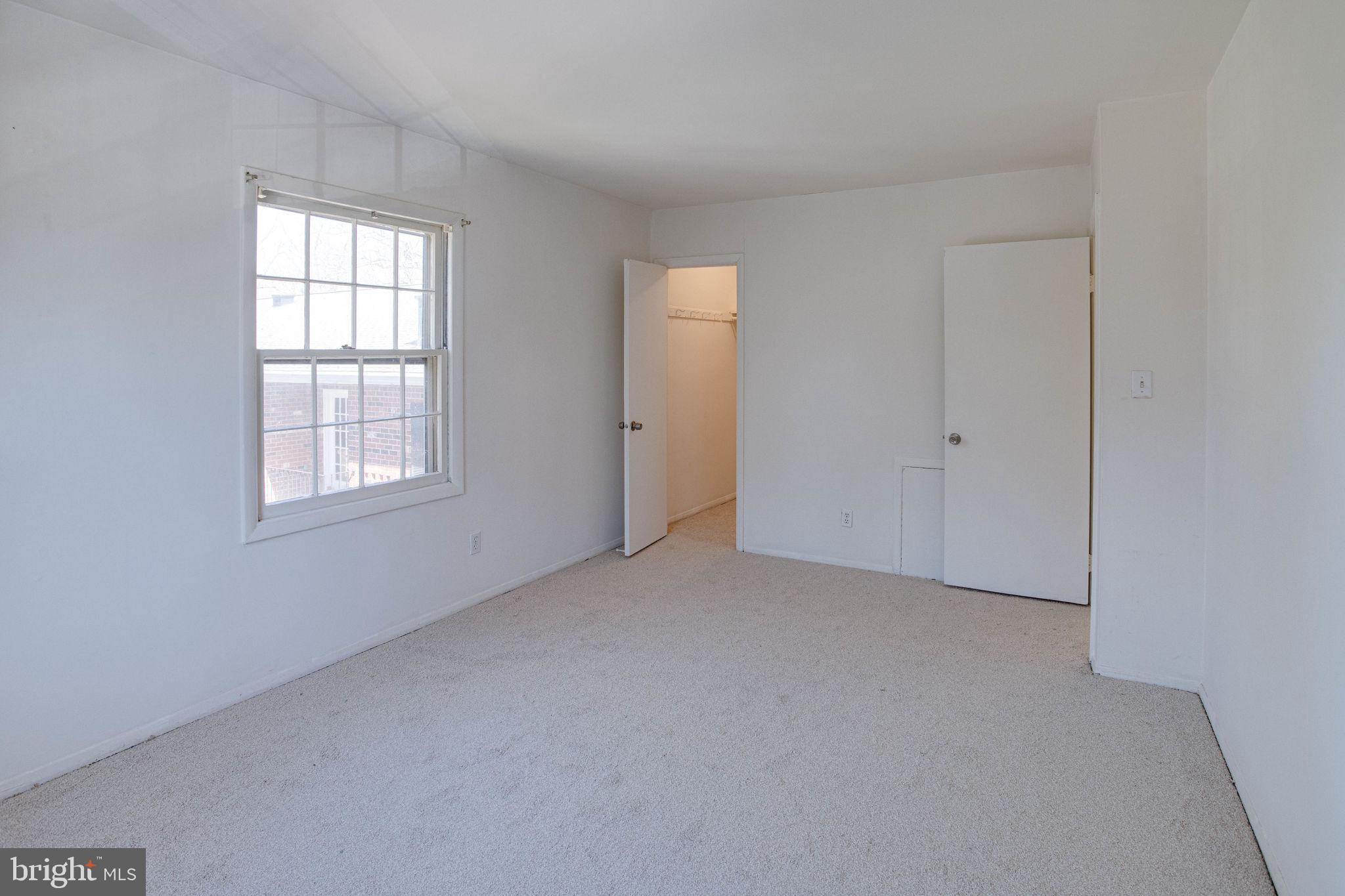 3945 LYNDHURST DRIVE 301