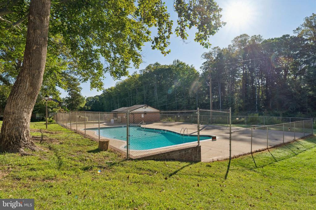 10165 FAIR WOODS DRIVE Unit: 213