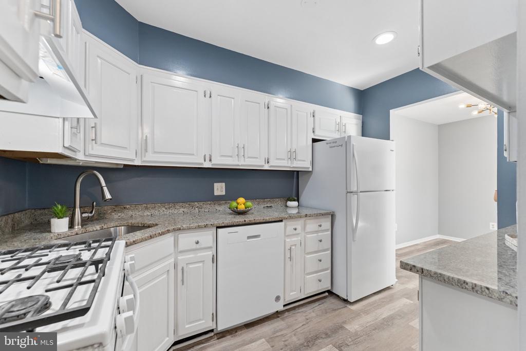 10165 FAIR WOODS DRIVE Unit: 213