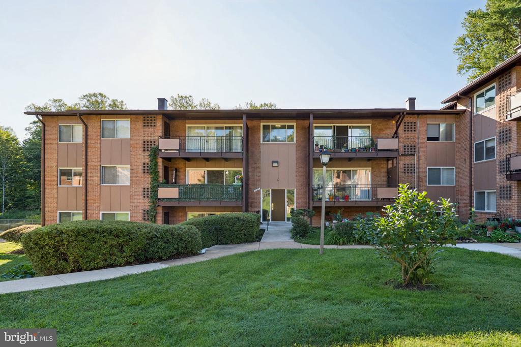 10165 FAIR WOODS DRIVE Unit: 213