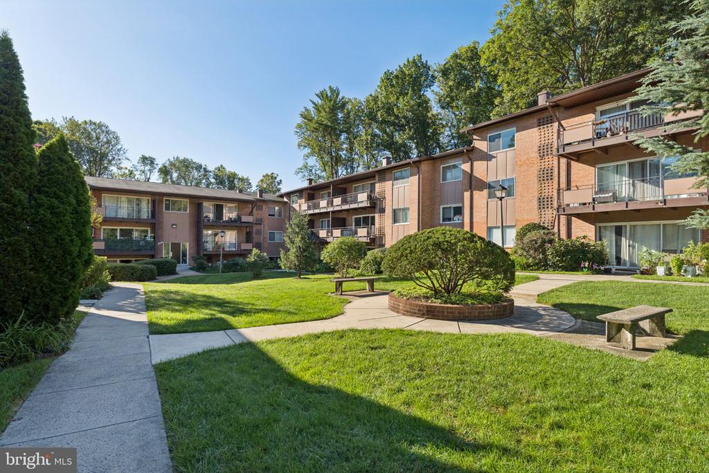 10165 FAIR WOODS DRIVE Unit: 213