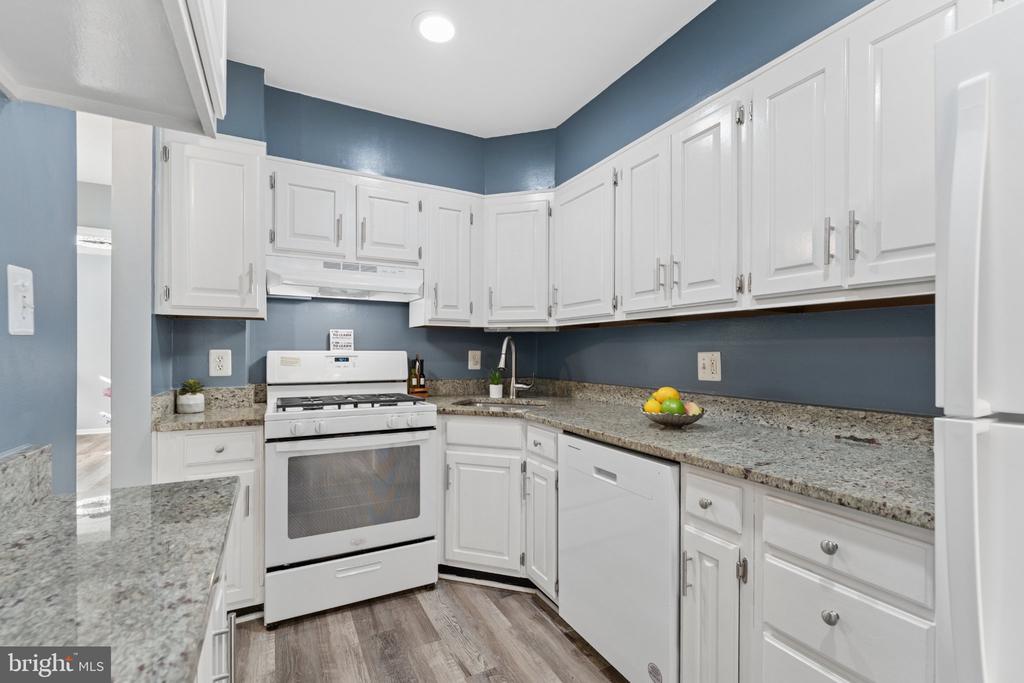 10165 FAIR WOODS DRIVE Unit: 213