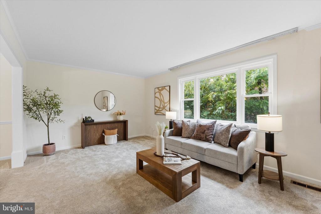 10413 COURTHOUSE DRIVE