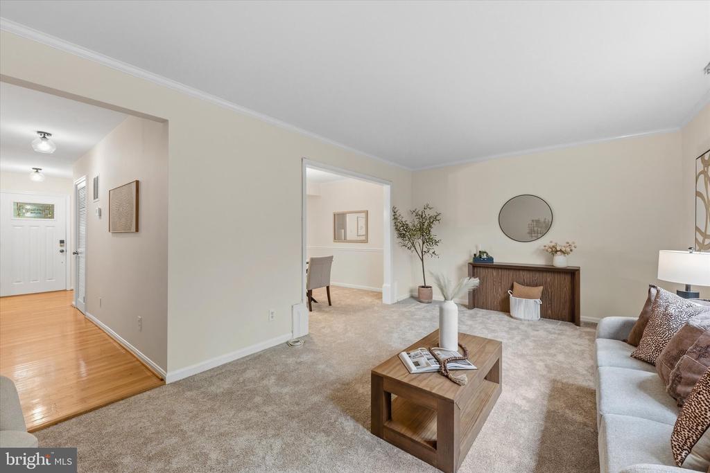 10413 COURTHOUSE DRIVE