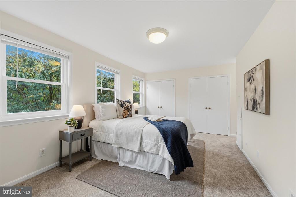 10413 COURTHOUSE DRIVE