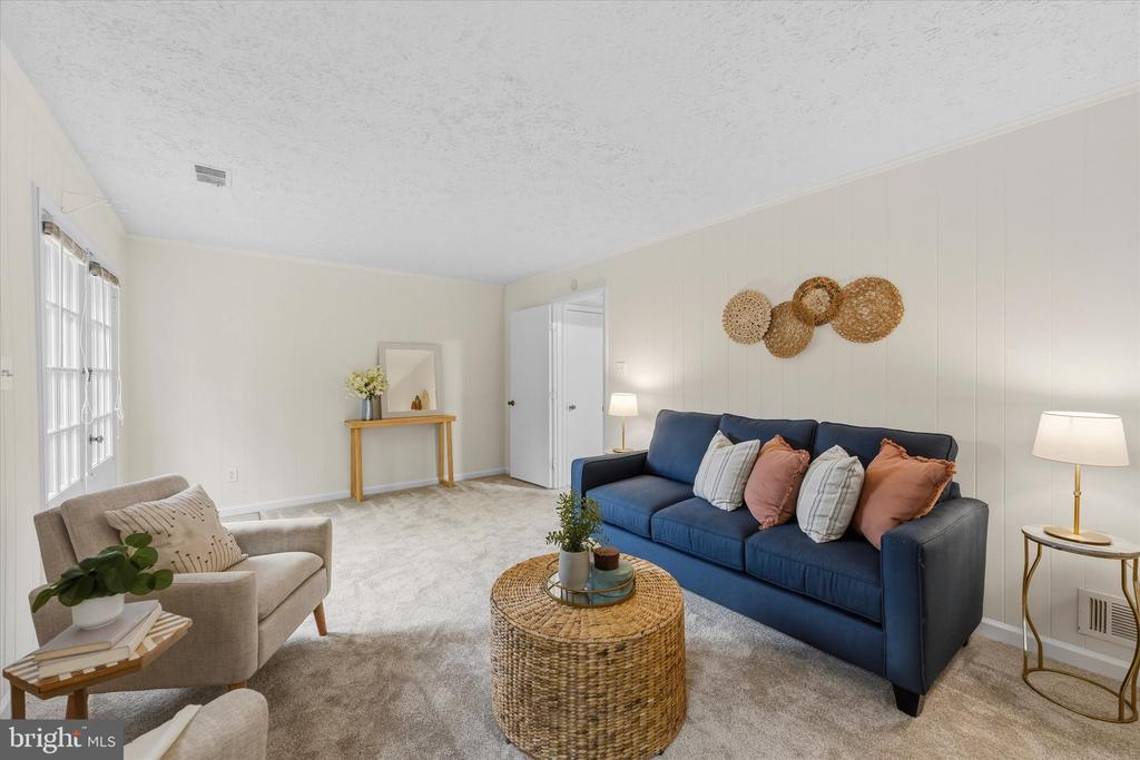 10413 COURTHOUSE DRIVE