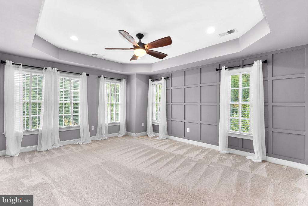 10695 YORKTOWN COURT