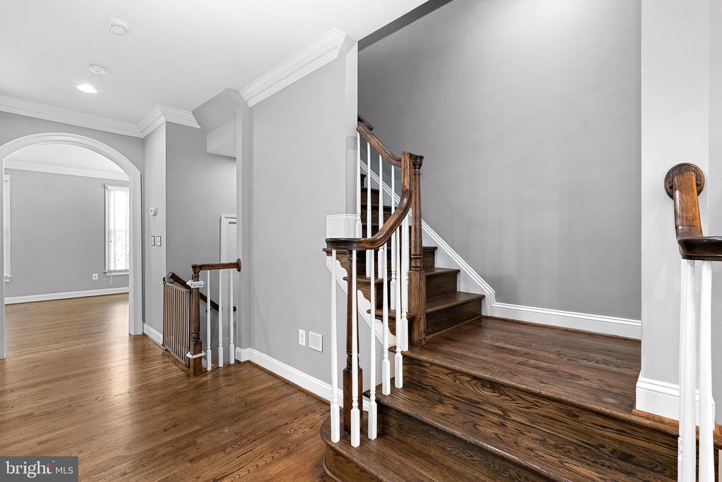 10695 YORKTOWN COURT
