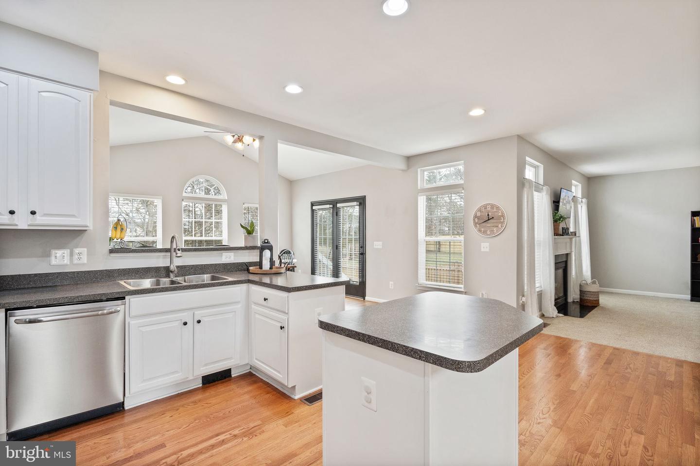 12187 RIVERTON COURT