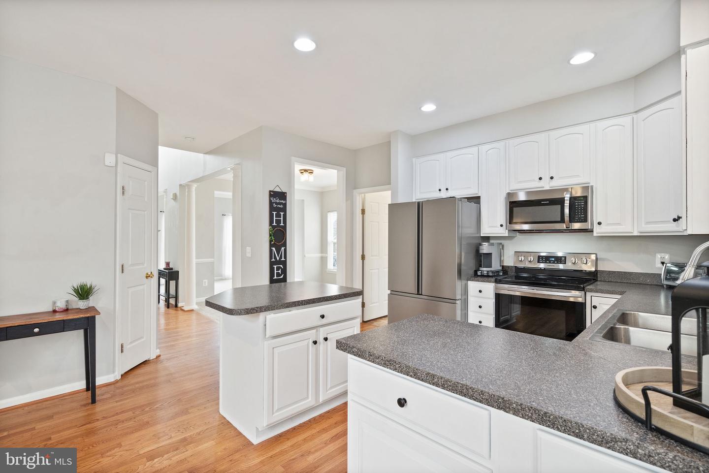12187 RIVERTON COURT