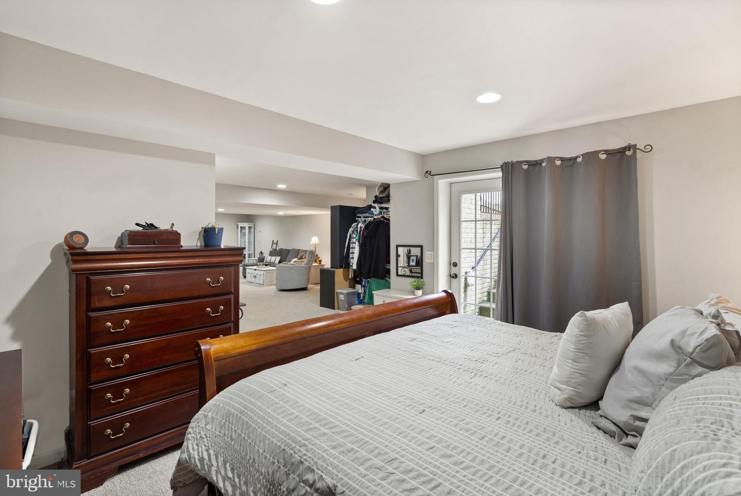 12187 RIVERTON COURT