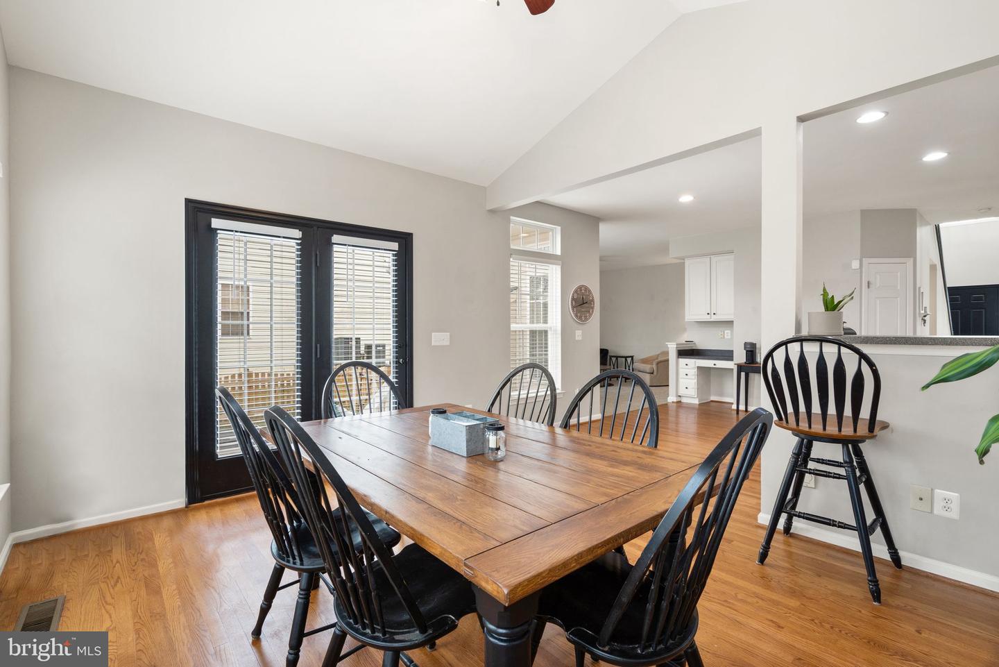 12187 RIVERTON COURT