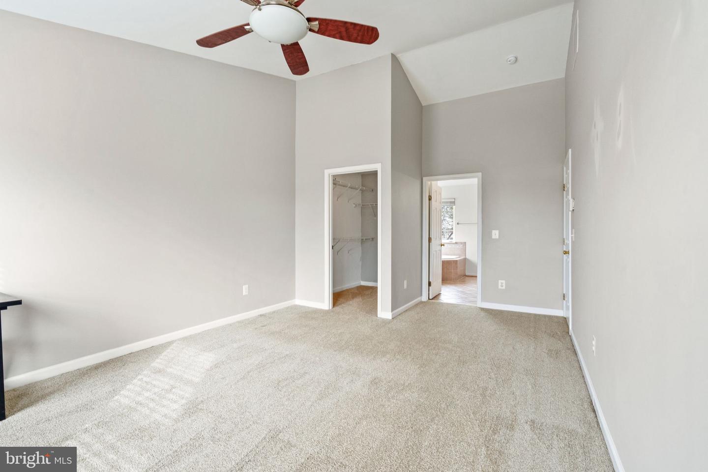 12187 RIVERTON COURT