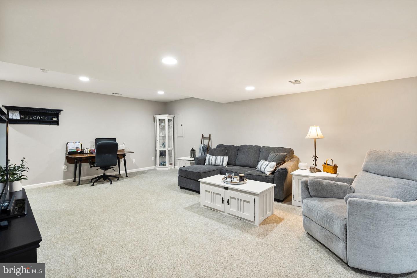 12187 RIVERTON COURT