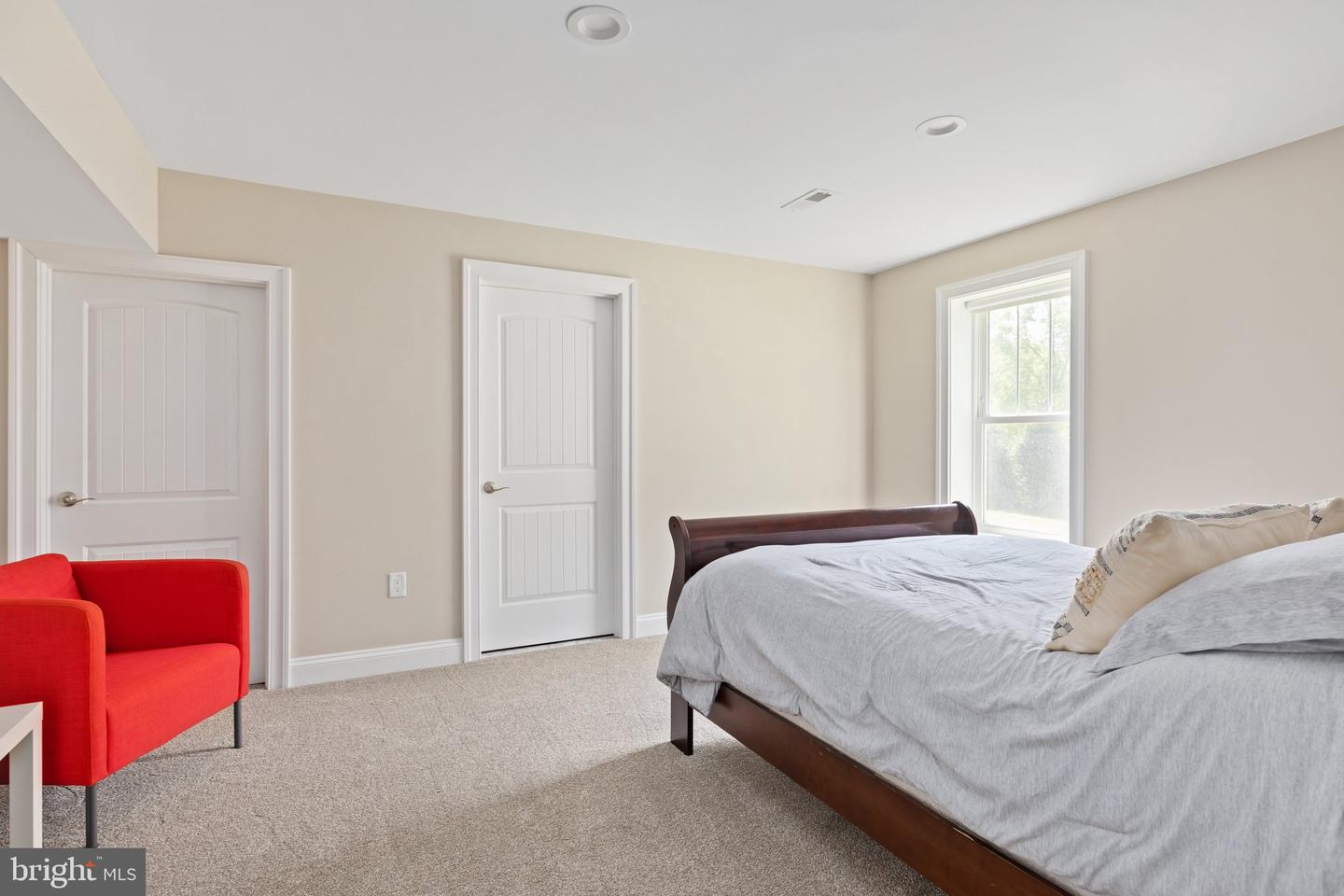 6083 KIRKLAND DRIVE