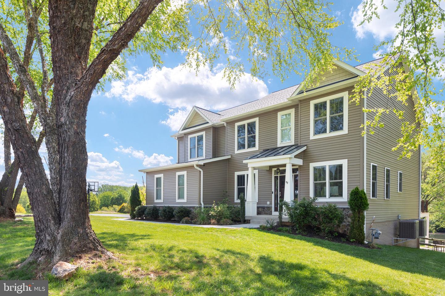 6083 KIRKLAND DRIVE