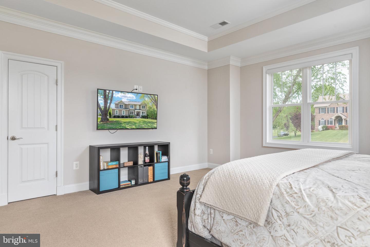 6083 KIRKLAND DRIVE