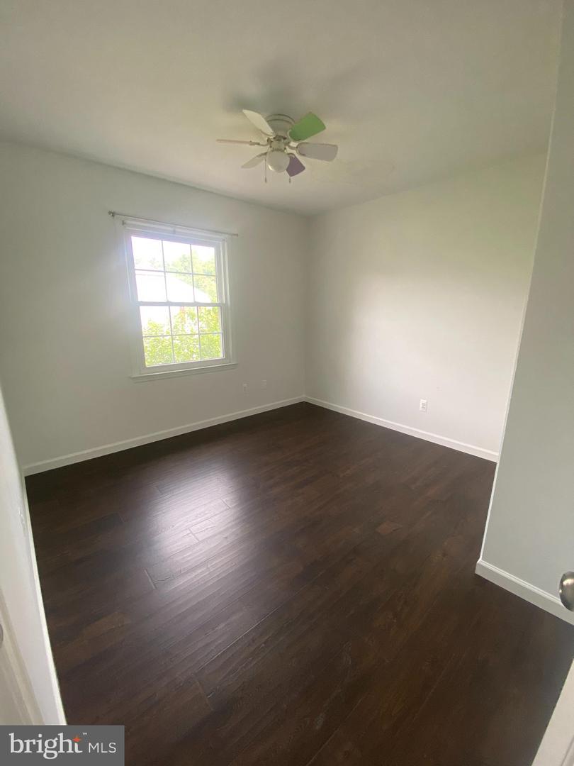 469 DENNING COURT