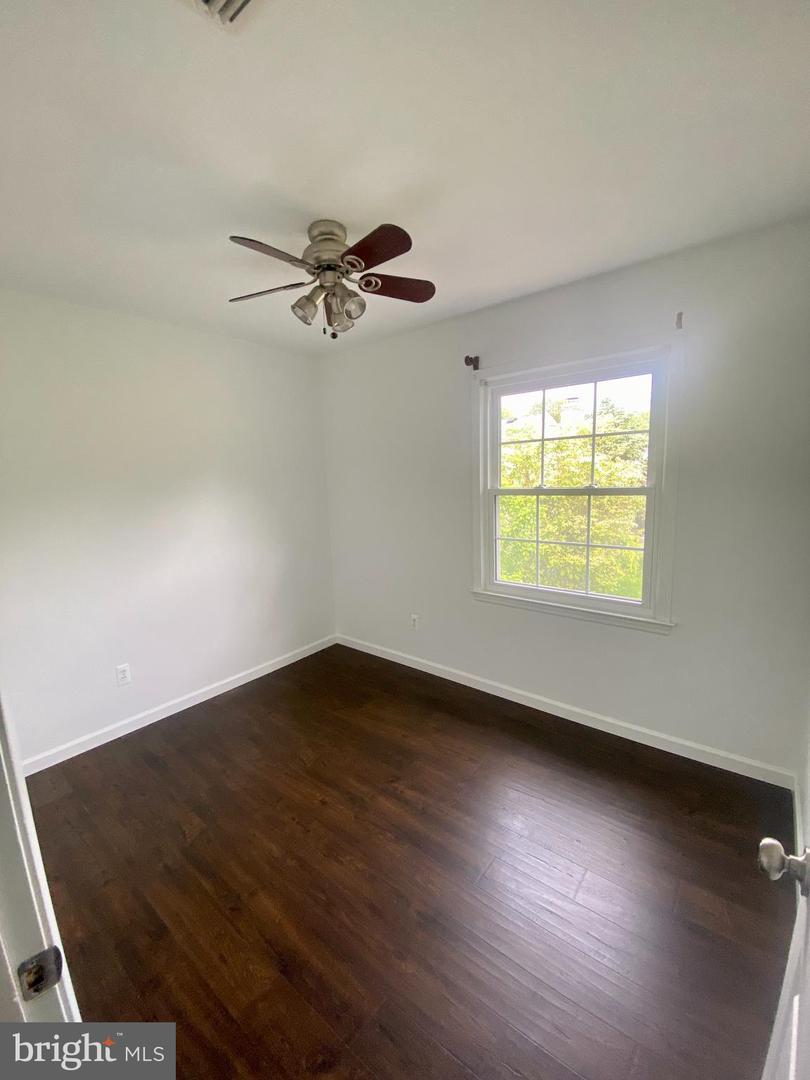 469 DENNING COURT