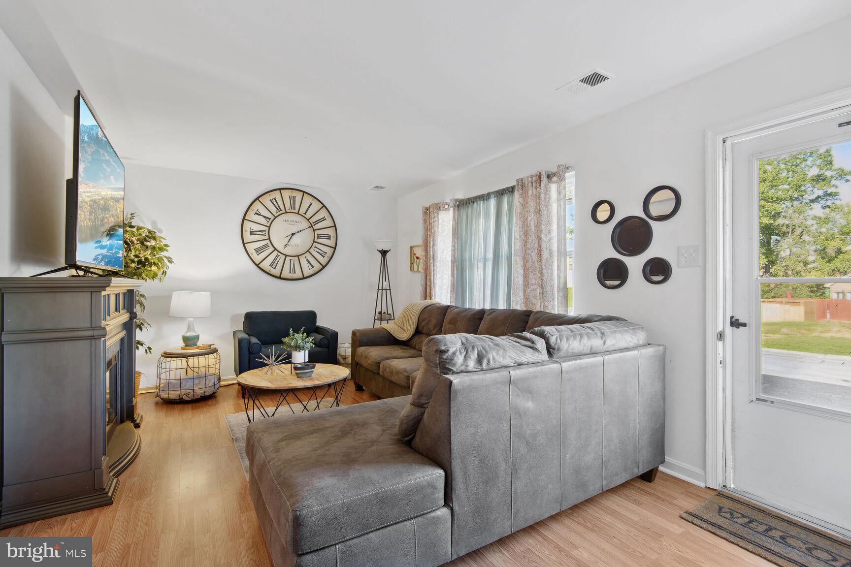 8609 HARRISON COURT