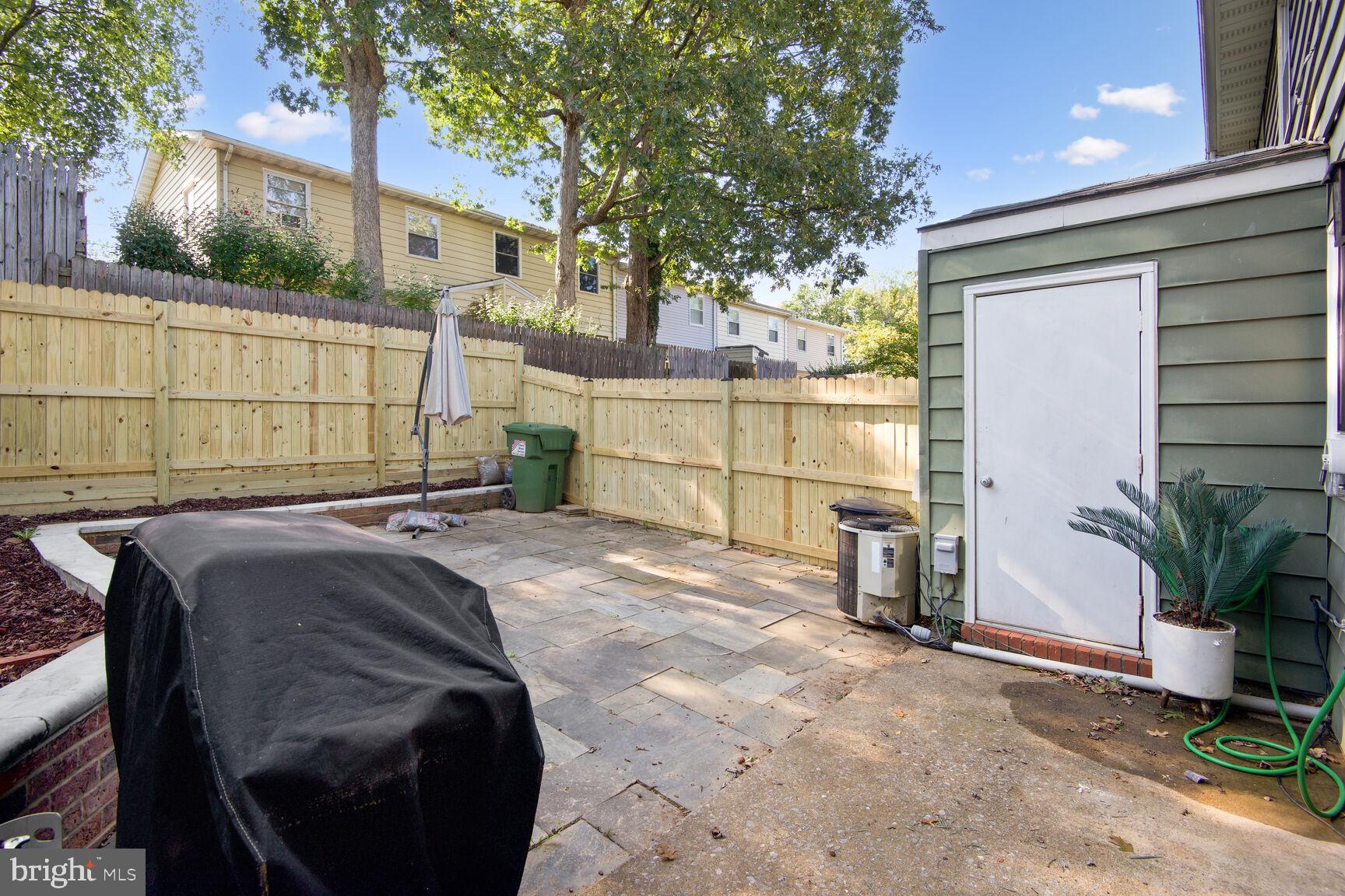 8609 HARRISON COURT