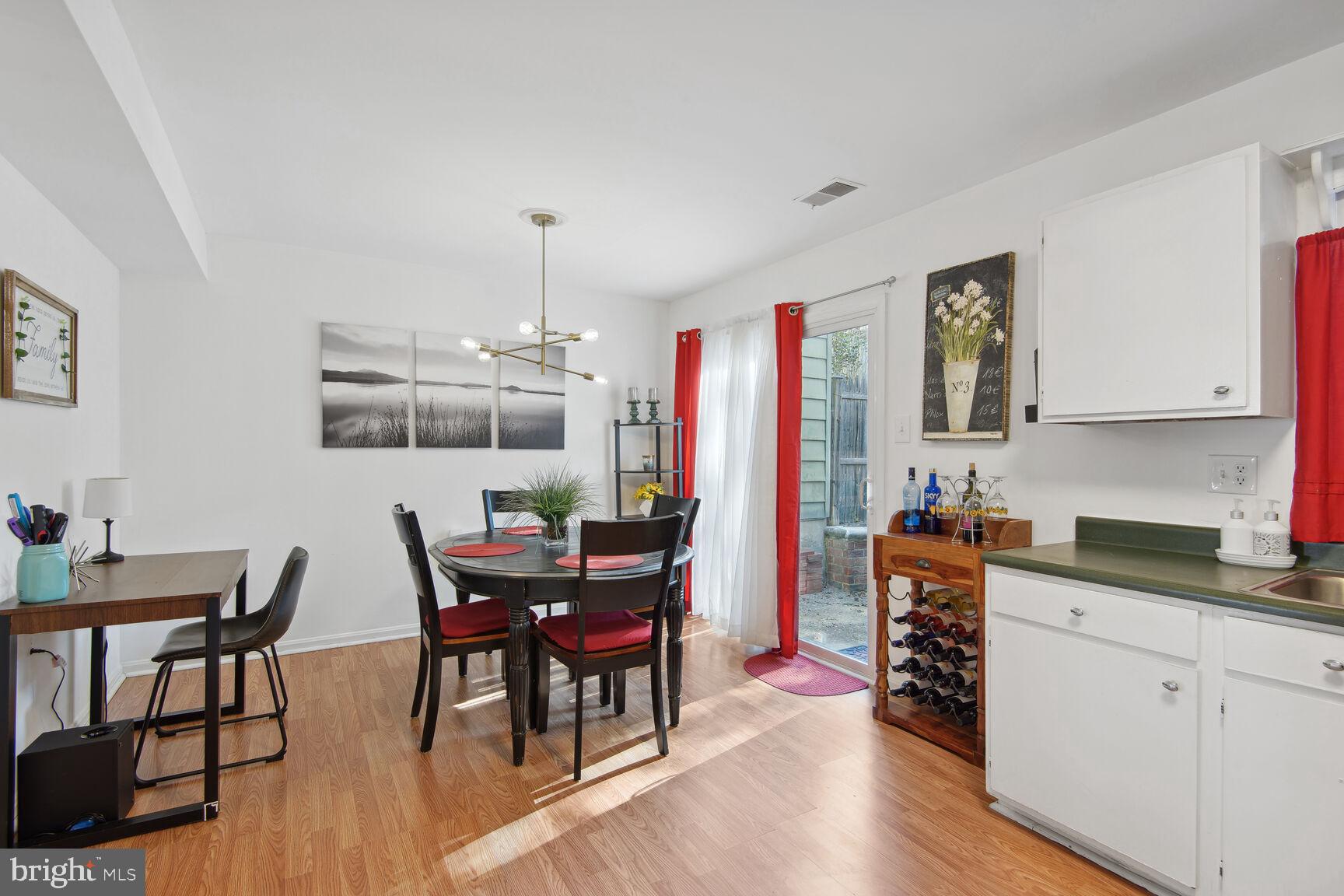 8609 HARRISON COURT