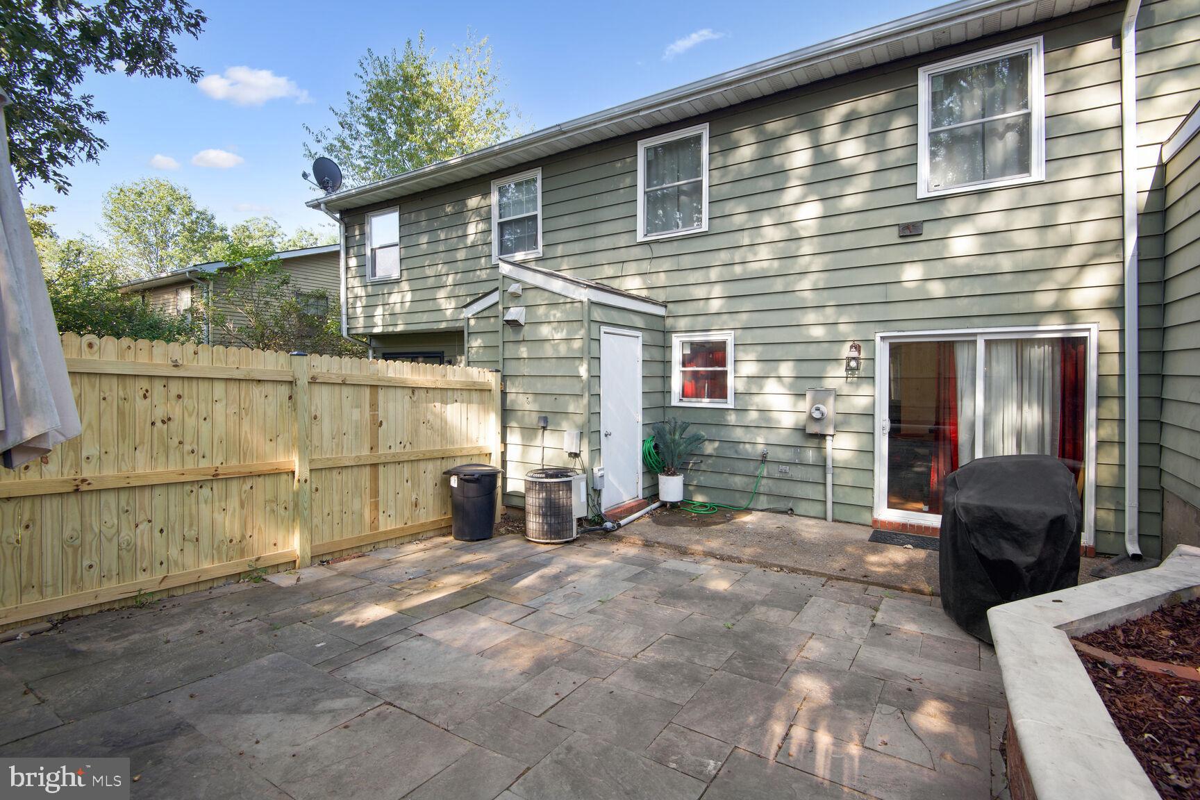8609 HARRISON COURT