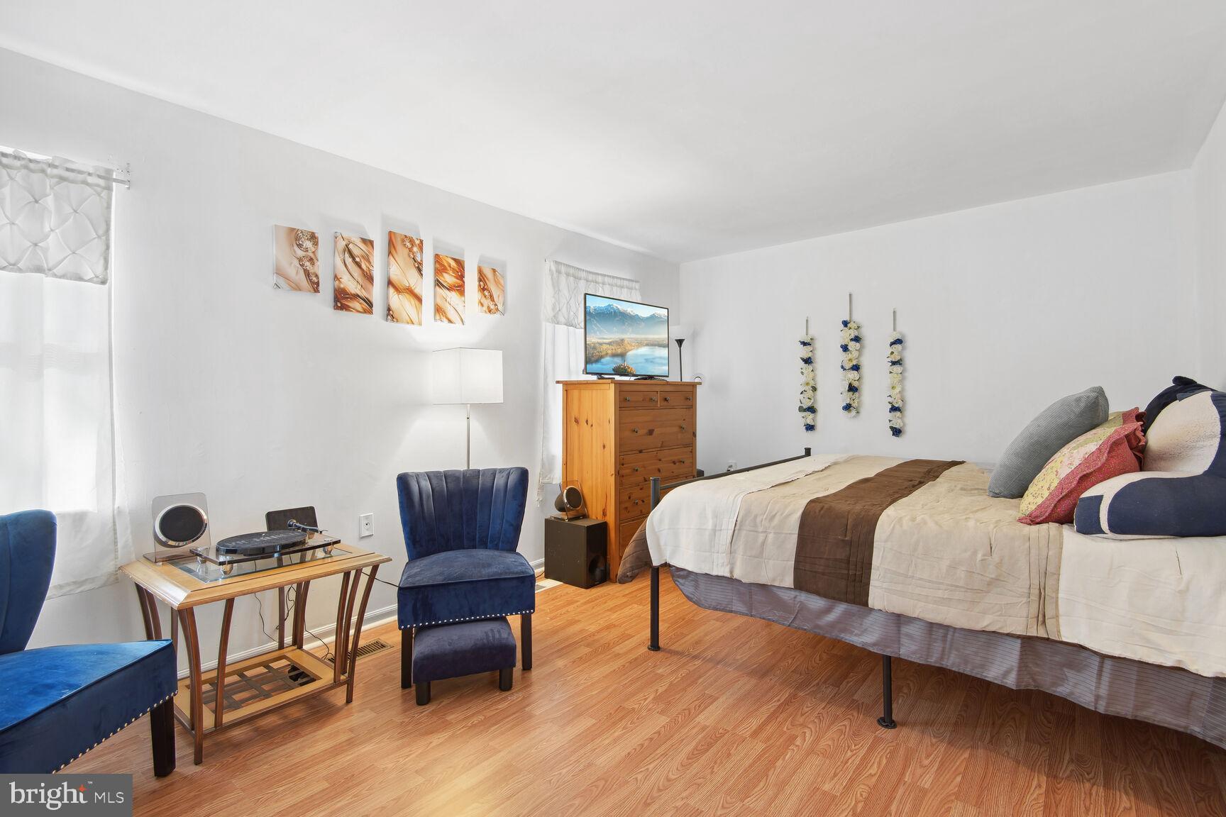8609 HARRISON COURT