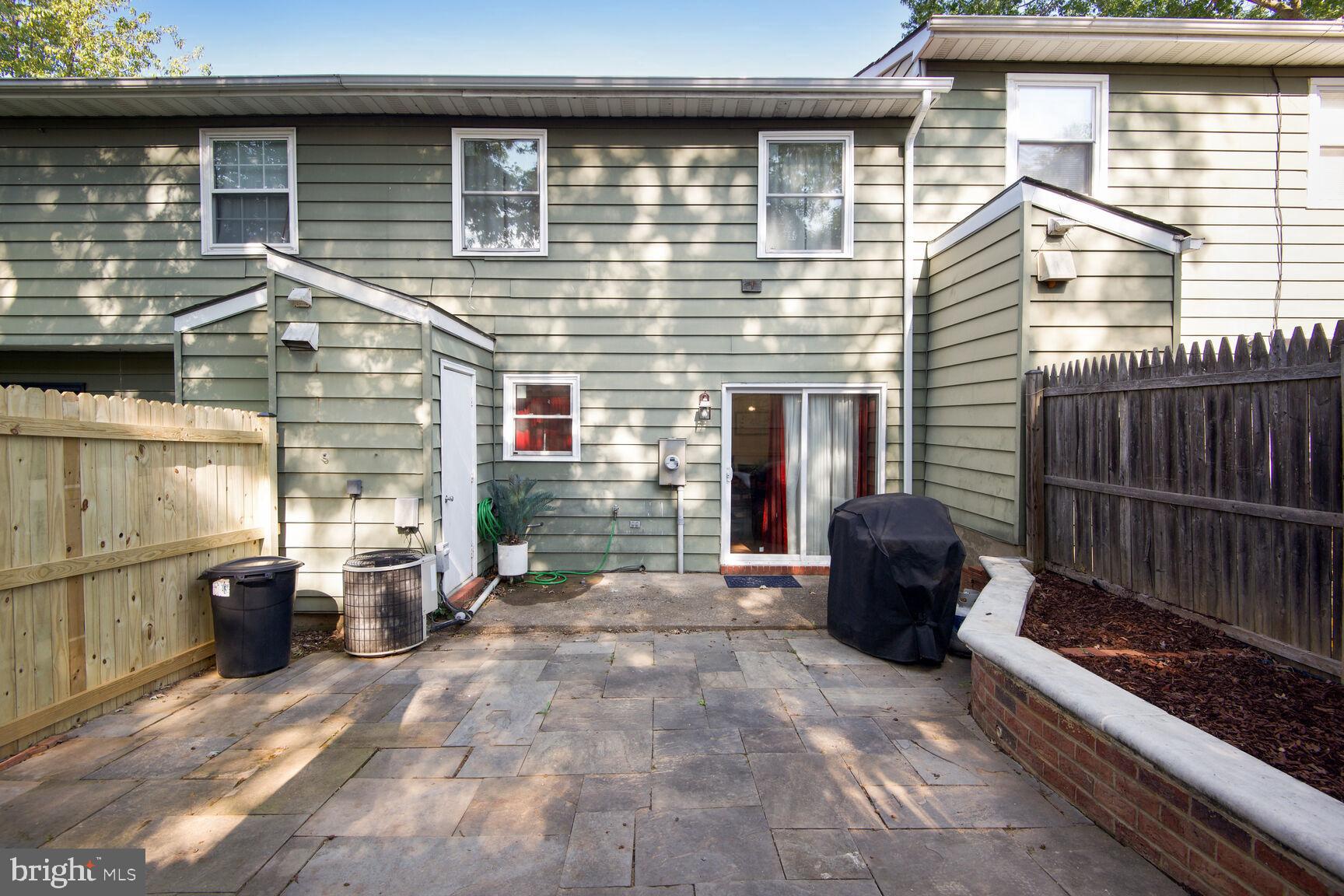 8609 HARRISON COURT